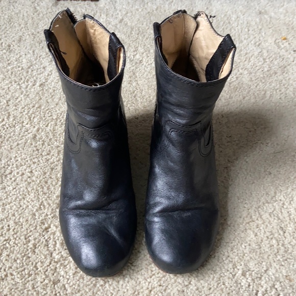 Frye Carson Wedge Bootie - Picture 1 of 8